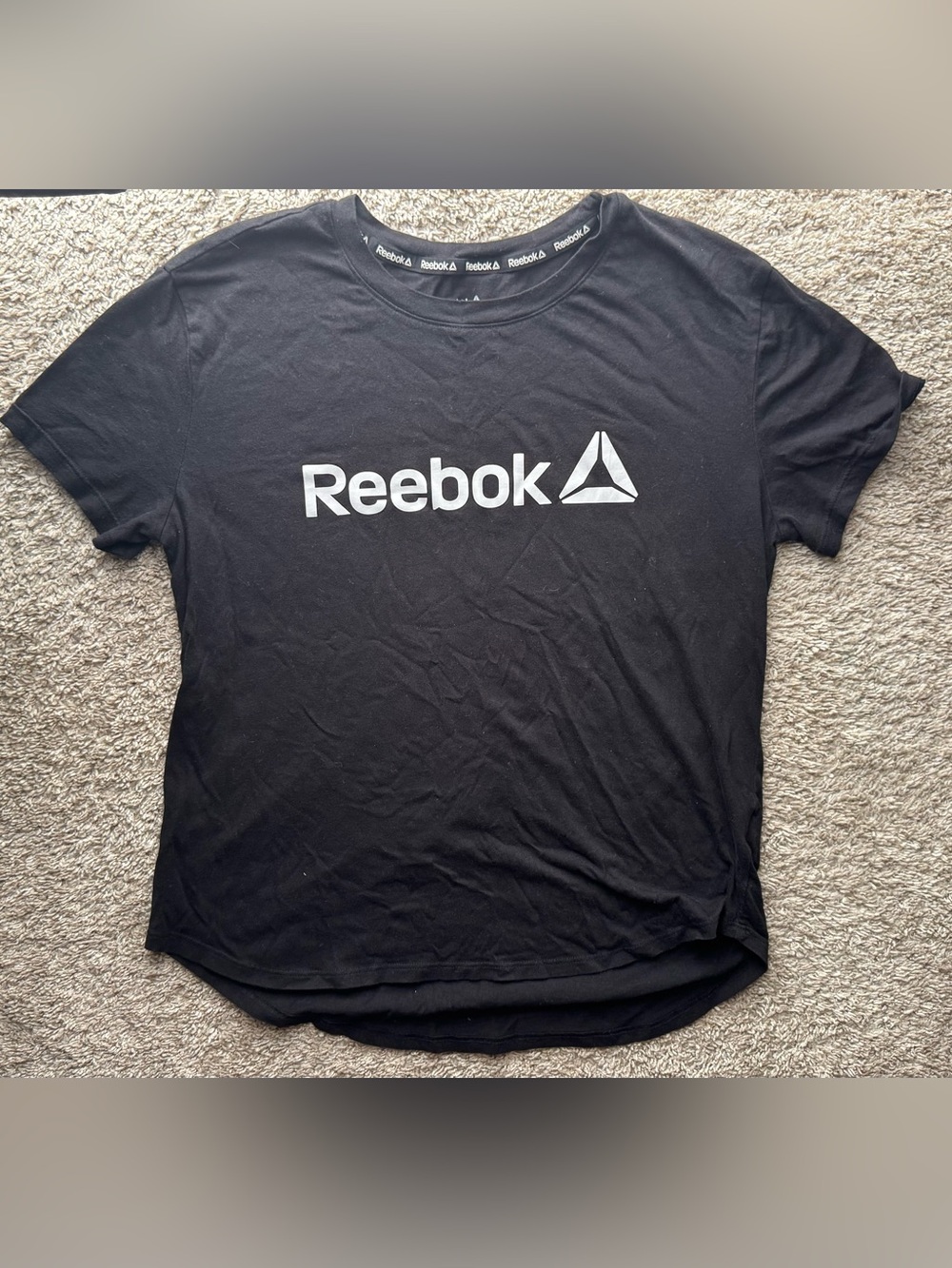 Reebok Logo Graphic T-Shirt Women’s Small Black Short Sleeve Cotton Blend Tee